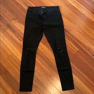 Black Skinny Jeans